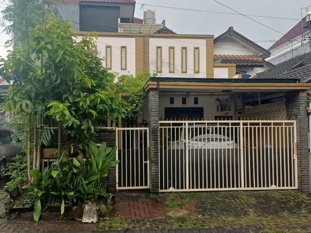 Dijual Rumah Terawat Kawasan Elit Araya Malang