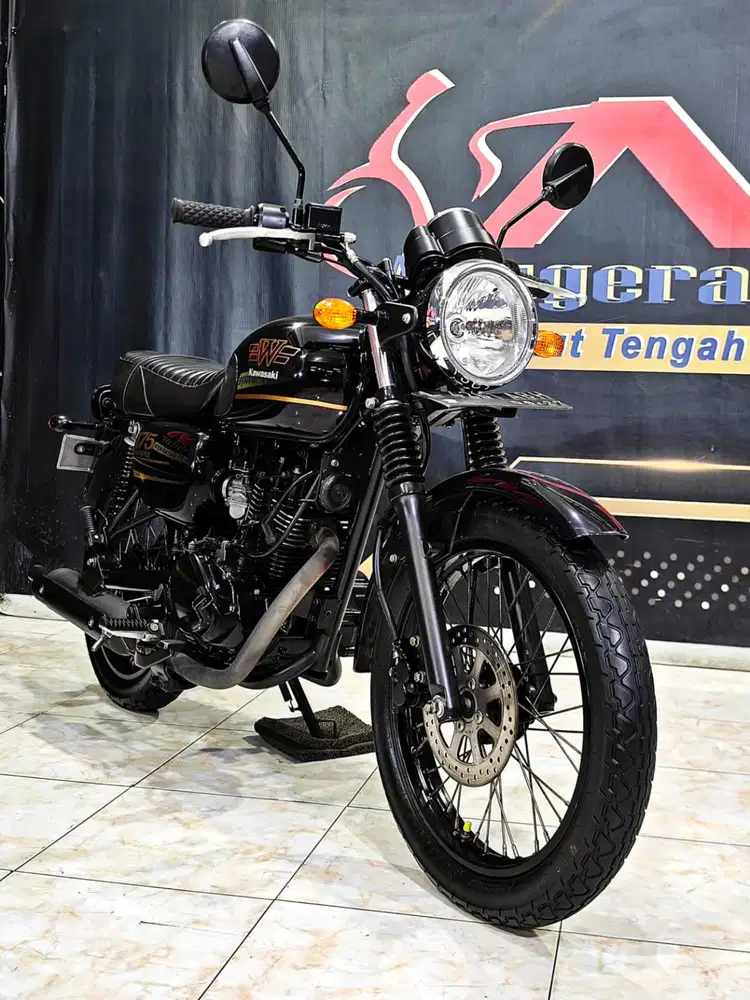 Kawasaki W175 SE Black Style TH 2022 odo 15rb