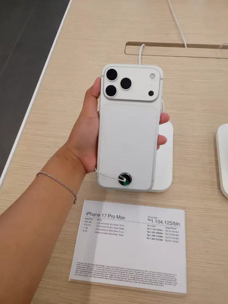 iPhone 17 pro max hanya dengan KTP sajaa