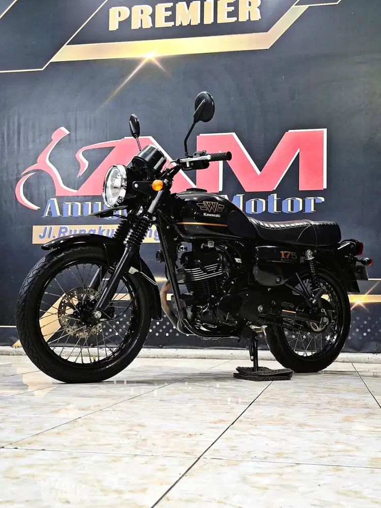 Kawasaki W175 SE Black Style TH 2022 odo 15rb gas angkut