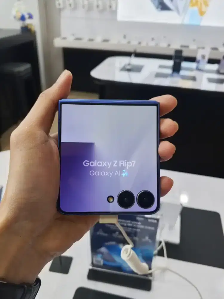 Samsung Galaxy Z flip 7 8/256 GB Bisa Cicilan tanpa DP dan COD