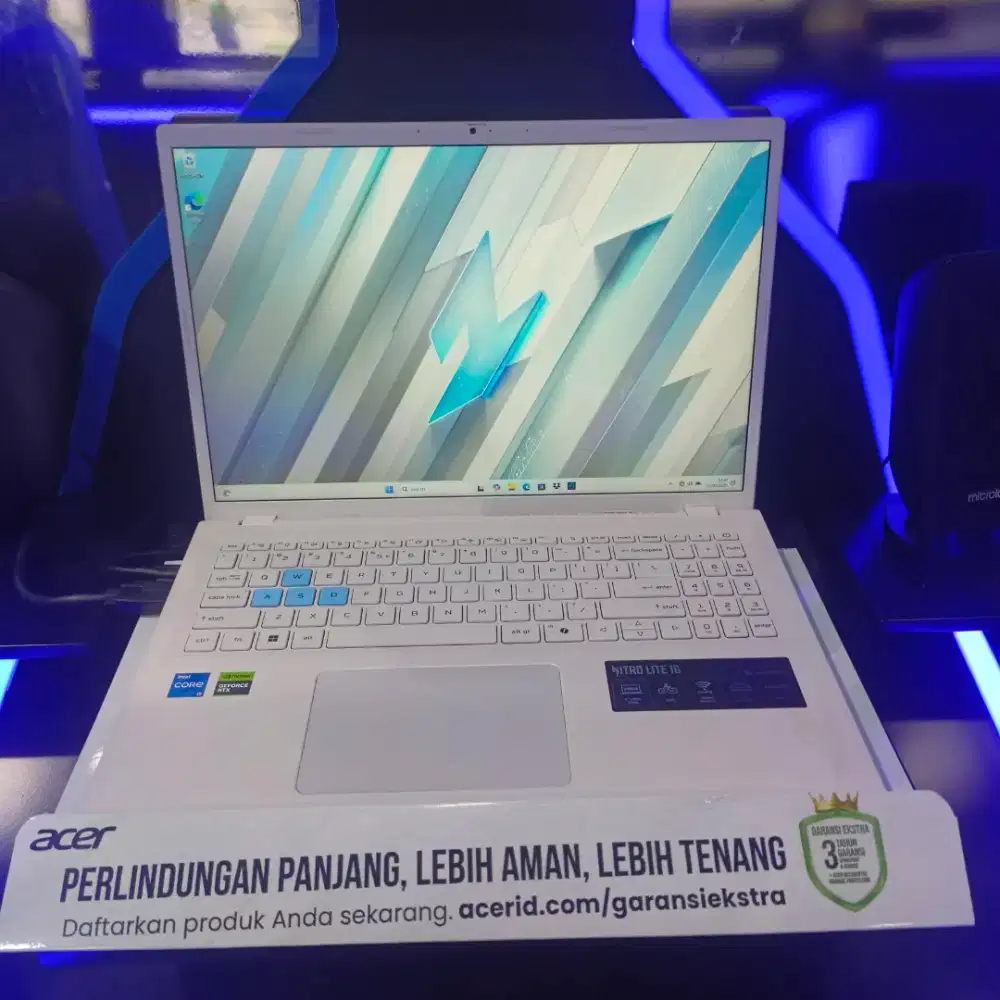LAPTOP ACER MITRO LITE 16