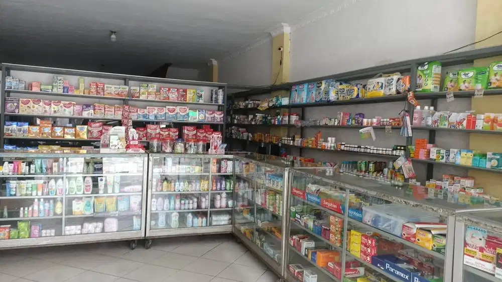Karyawan Apotek