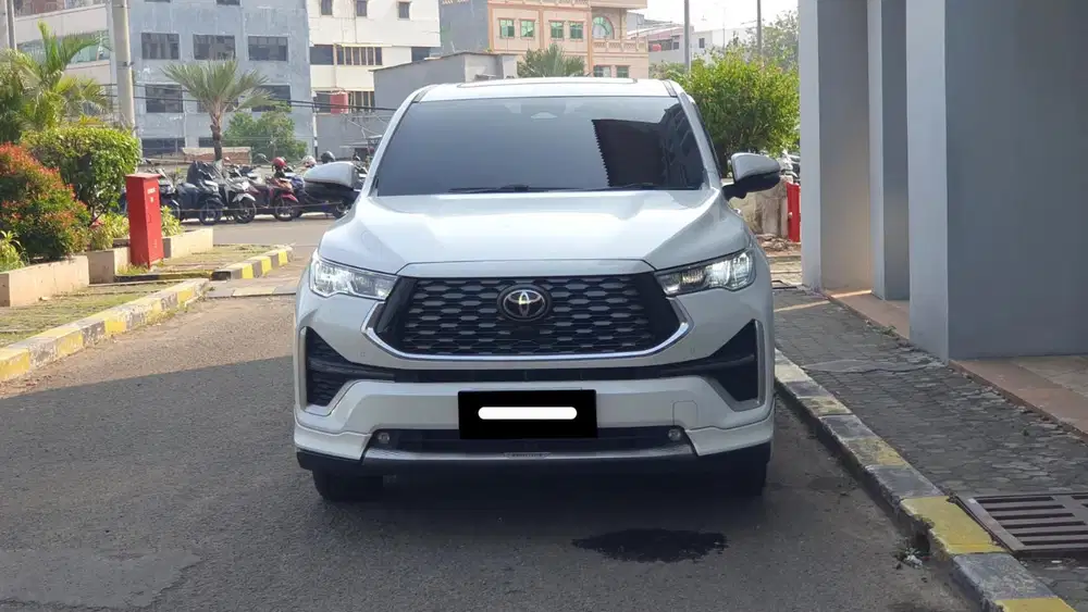 Km 7rb toyota kijang innova zenix q hybrid modelista tss 2025 putih
