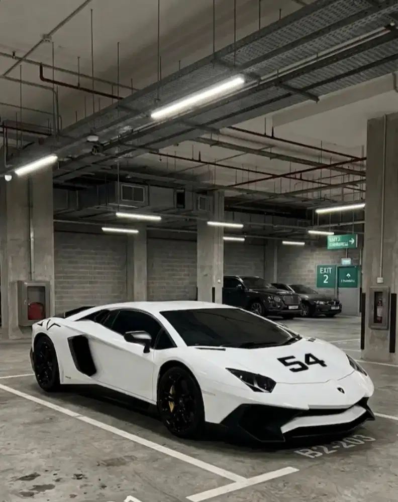 Lamborghini Aventador