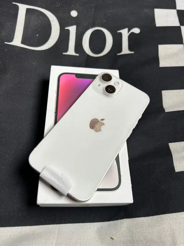 iphone 14  128 gb  ibox 5 hari pemakian garansi on sampai juli 2027