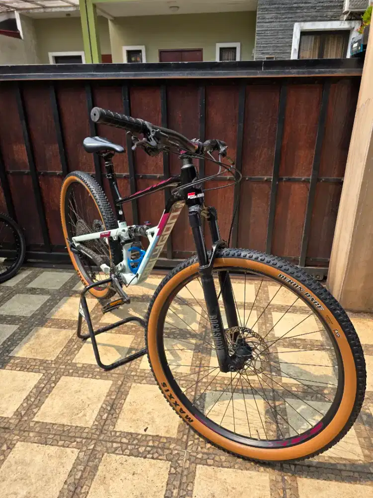 Polygon Siskiu D7 Size L29