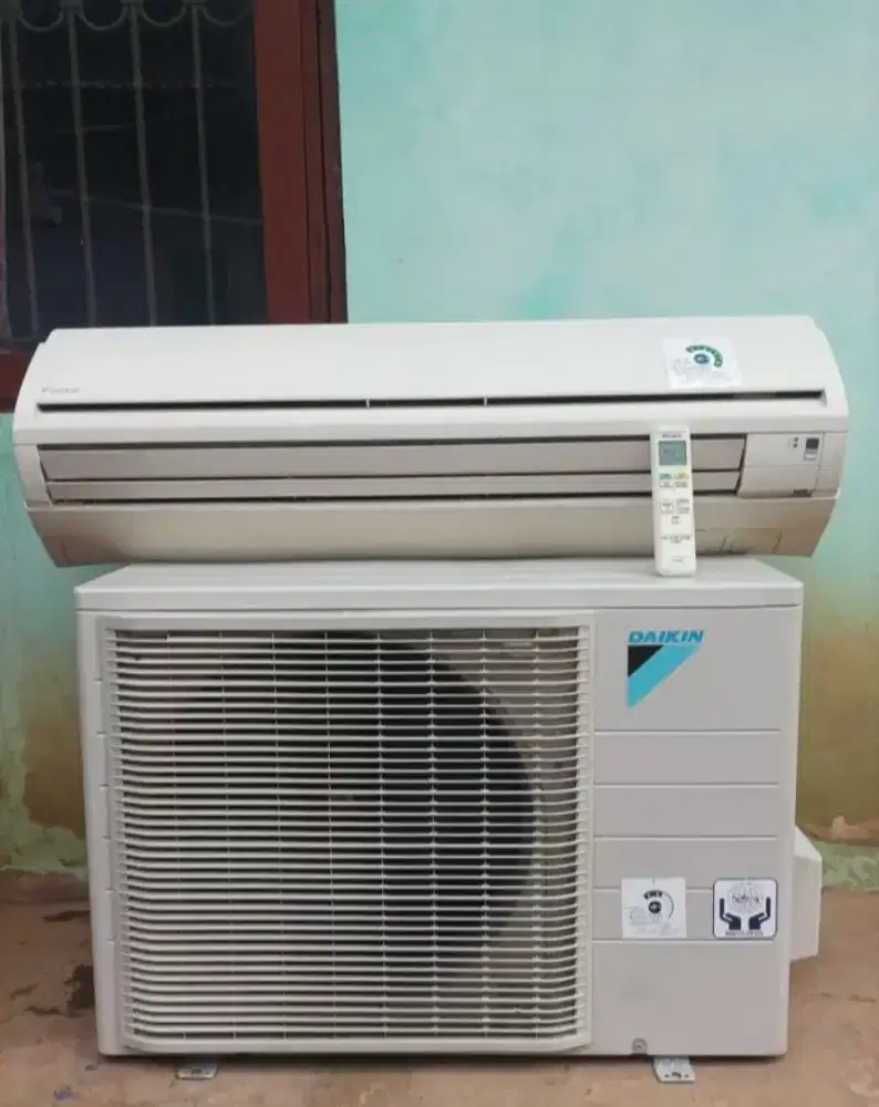 Ac Daikin Thailand 2 pk Kondisi mulus dan orisinil