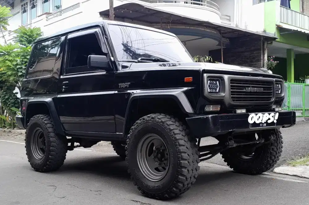 Daihatsu Taft GTs 4X2 Thn 1994