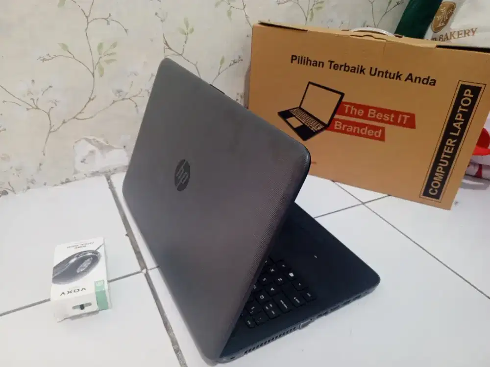 Laptop HP 15 slim, Intel core i3 gen 6, ram 8 GB, normal