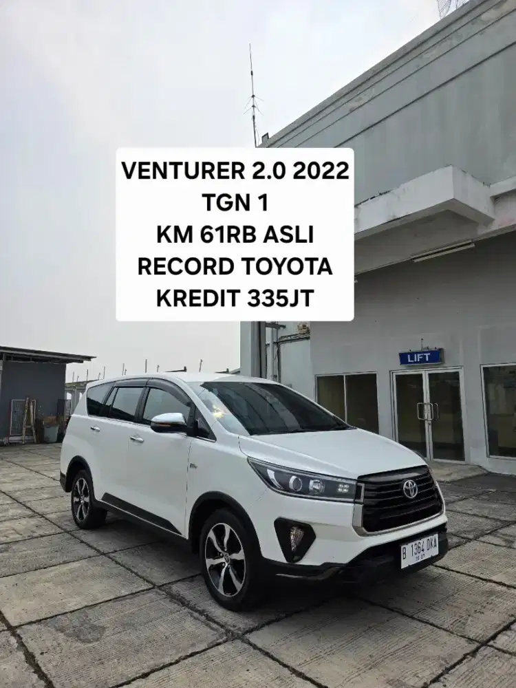 KM 61RB Asli Toyota Innova Venturer 2.0 202