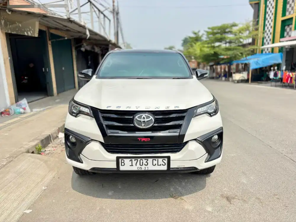 DI JUAL Fortuner Vrz 2.4 AT