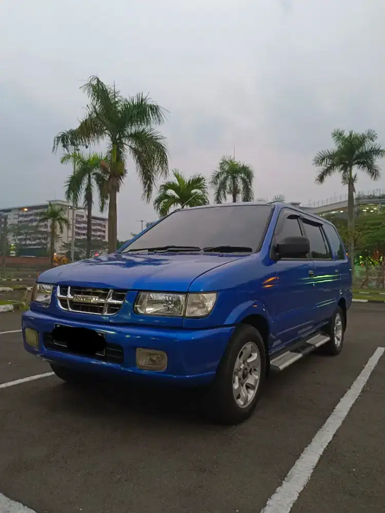 Isuzu Panther LS 2.5