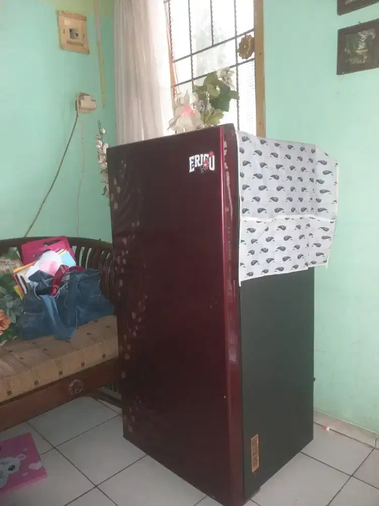 Kulkas sharp 1 pntu beku cpt sgt dngin free lalamove
