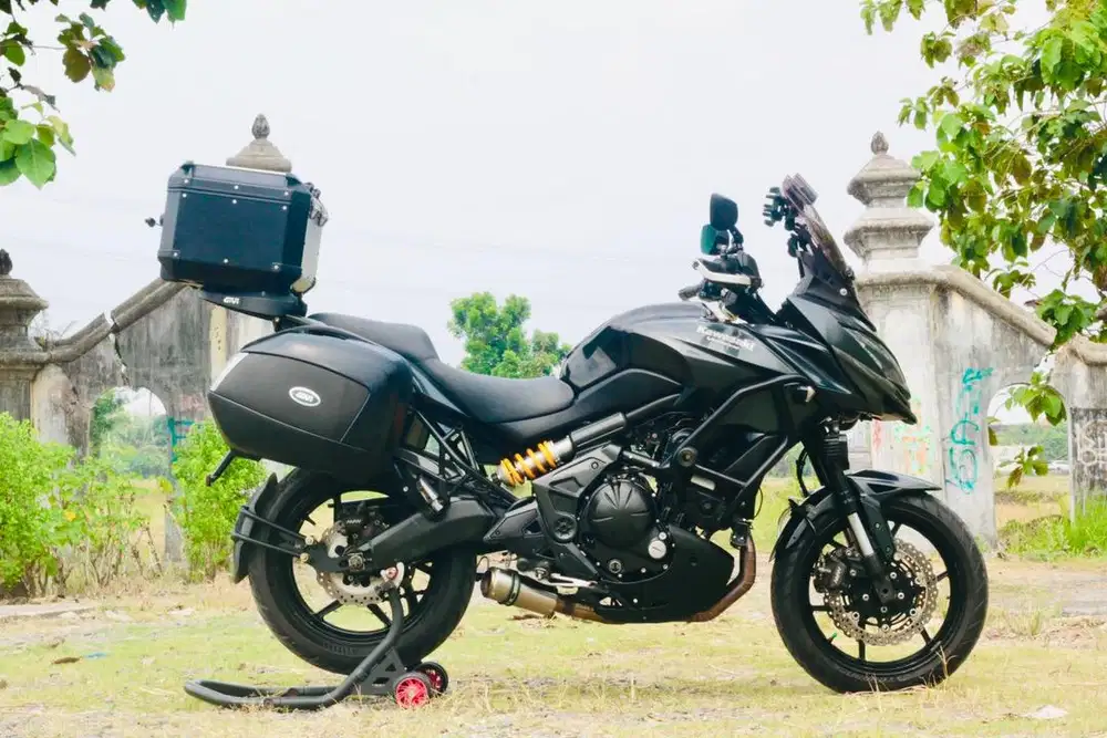 Kawasaki versys 650 ABS 2017 CB500X himalaya KTM 390ADV V-Stroum