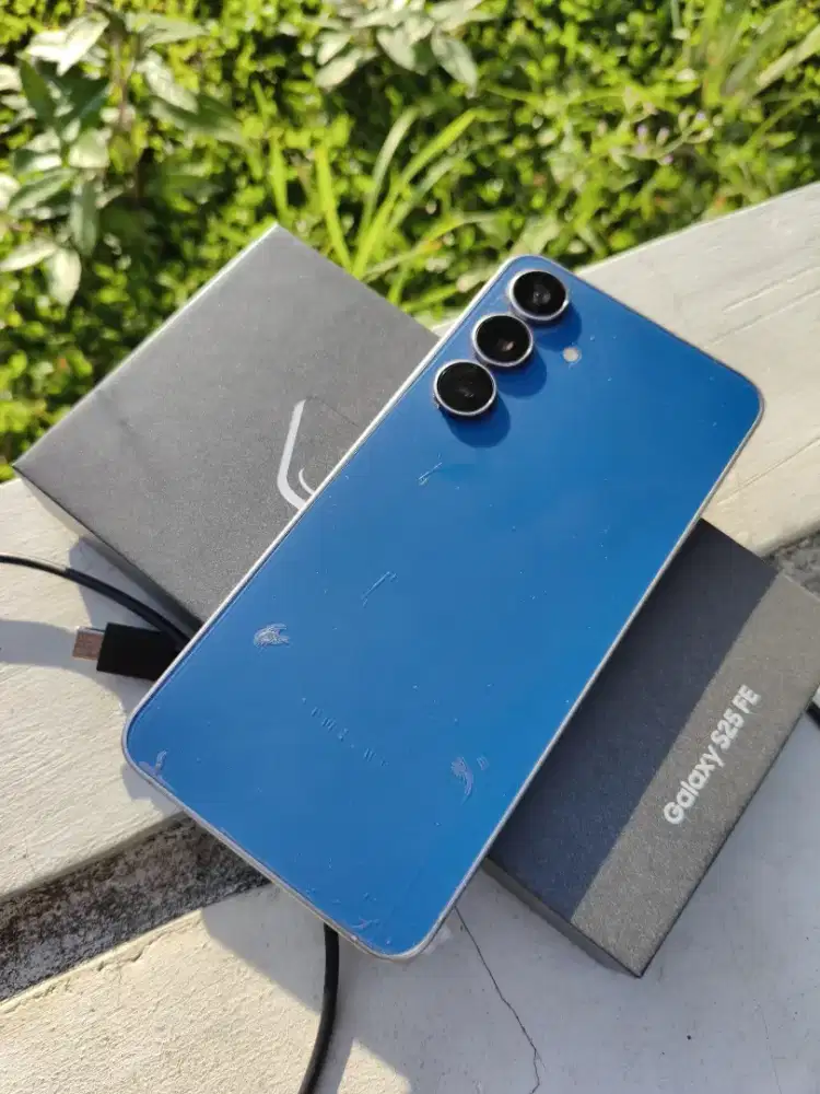 Samsung s 25 Fe 256
