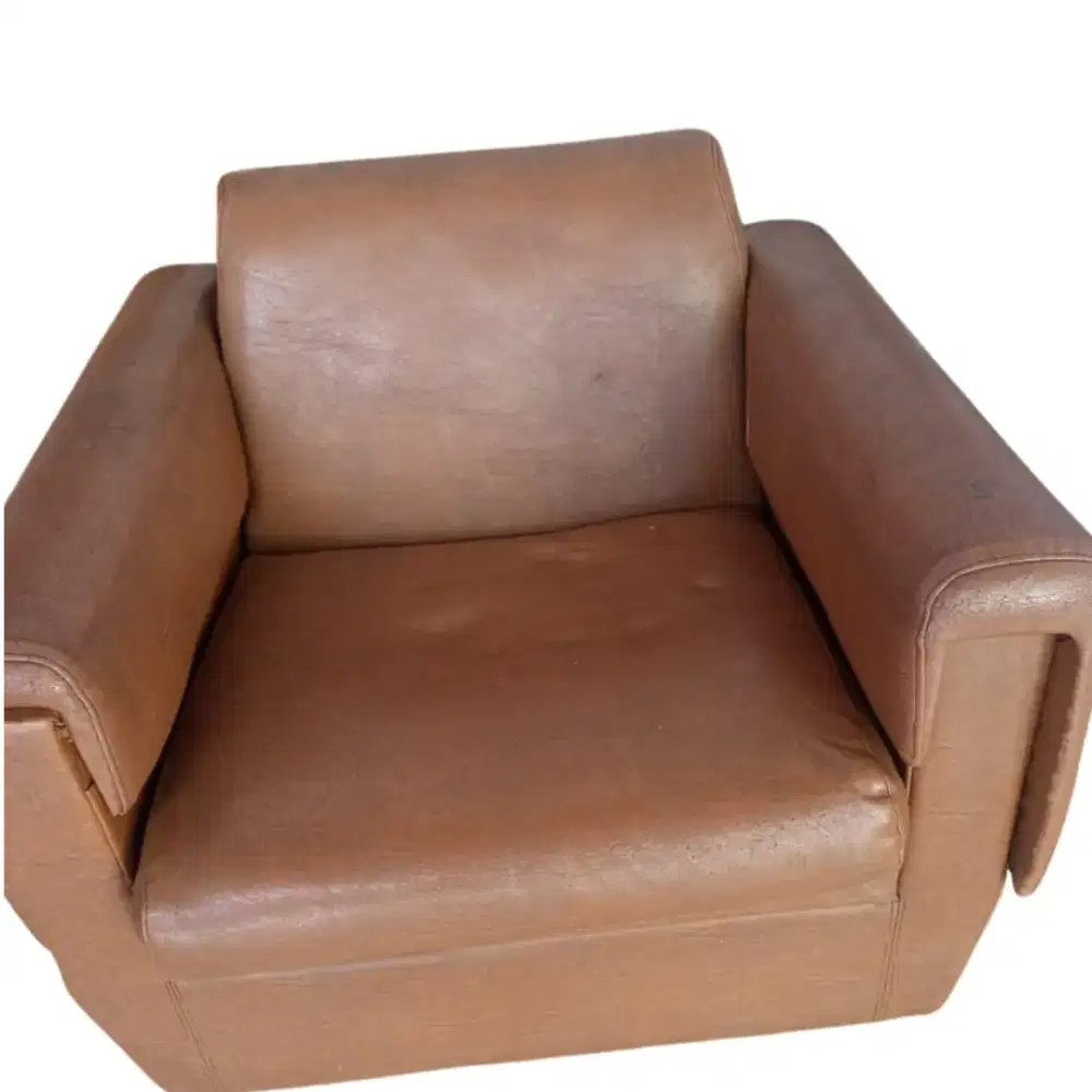 3 BUAH KURSI SOFA BAHAN KULIT SINTETIS