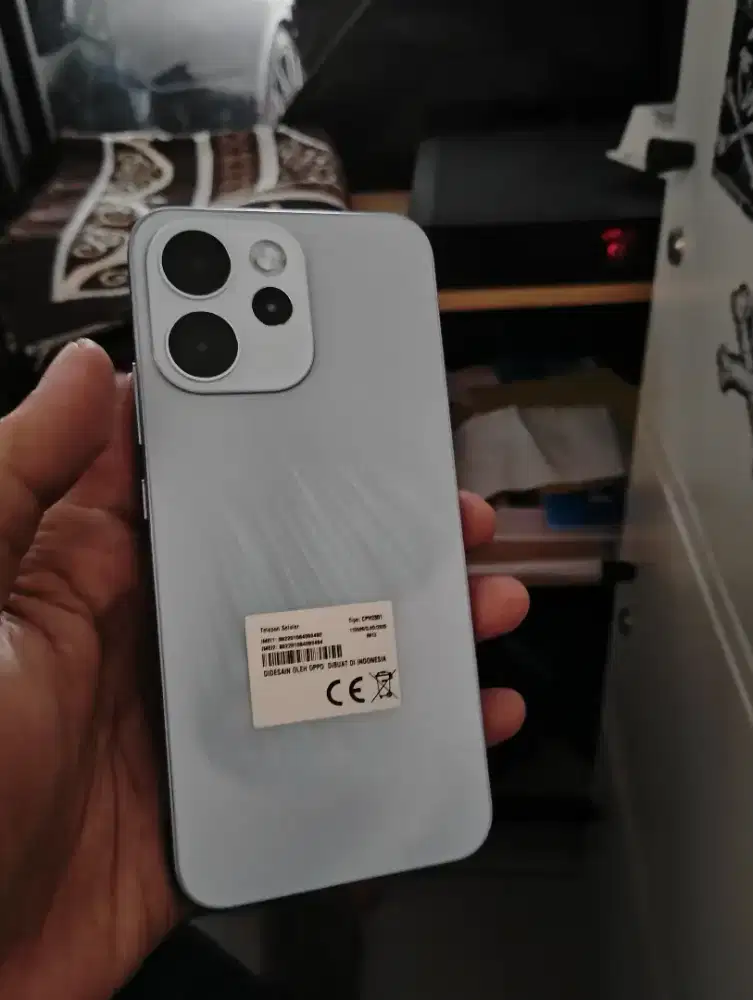 Oppo Reno 15F 12/256 GB GARANSI PANJANG