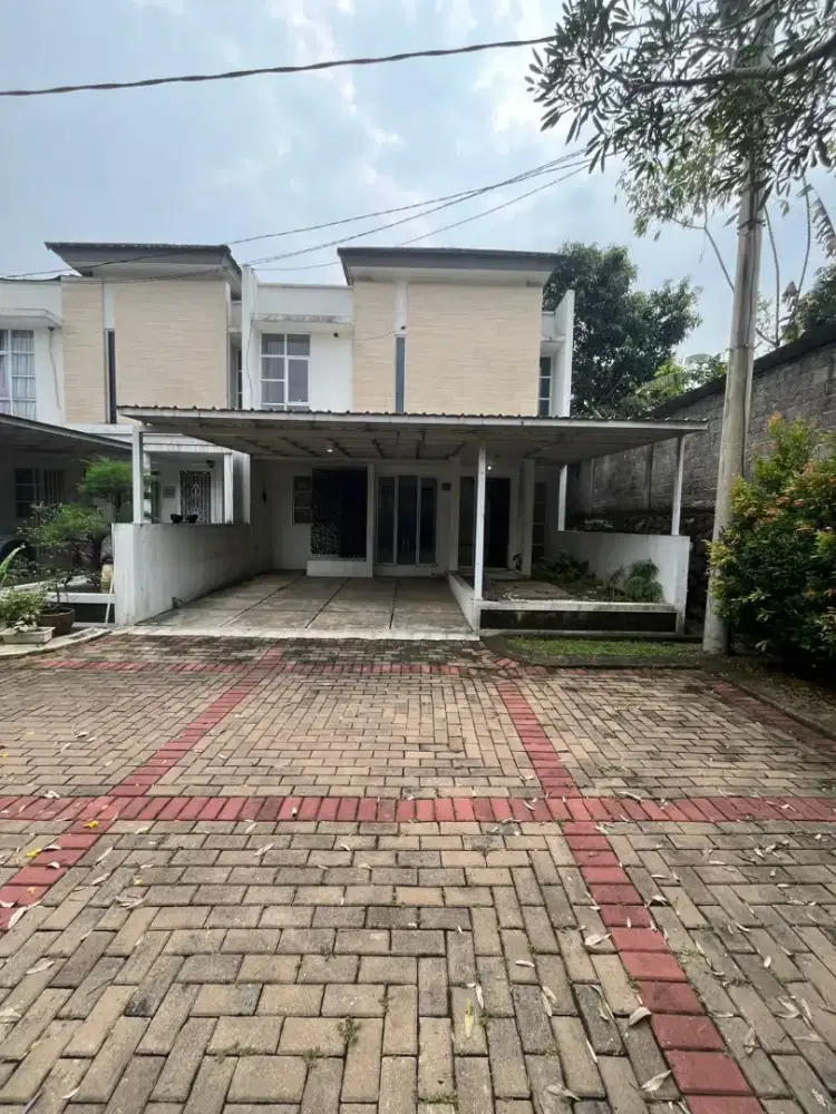Siap Huni!!! Di Jual Cepat Rumah 2 Lantai Garden Garden Candi Sawangan