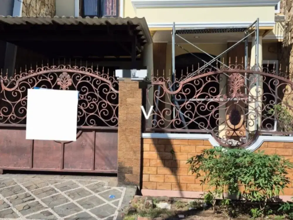 Rumah Siap Huni di Araya Dekat Pintu Gate Utama