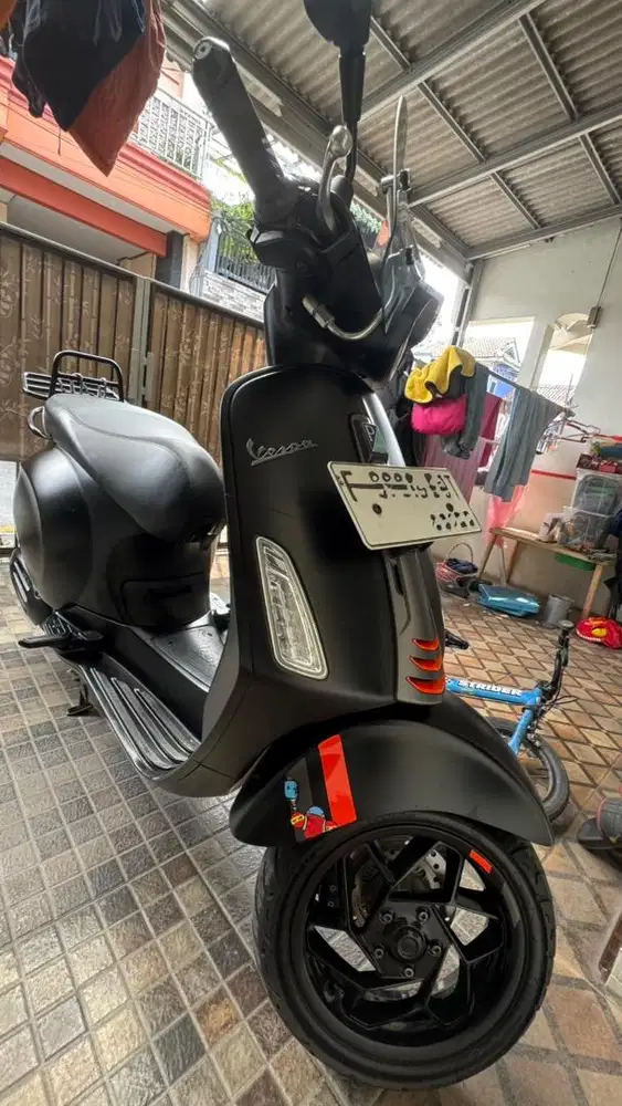 Vespa Sprint S 2024 Black