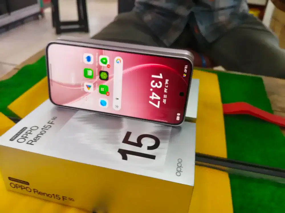 Oppo reno 15 f 5G ram 8/256 GB mulus no minus lengkap ori