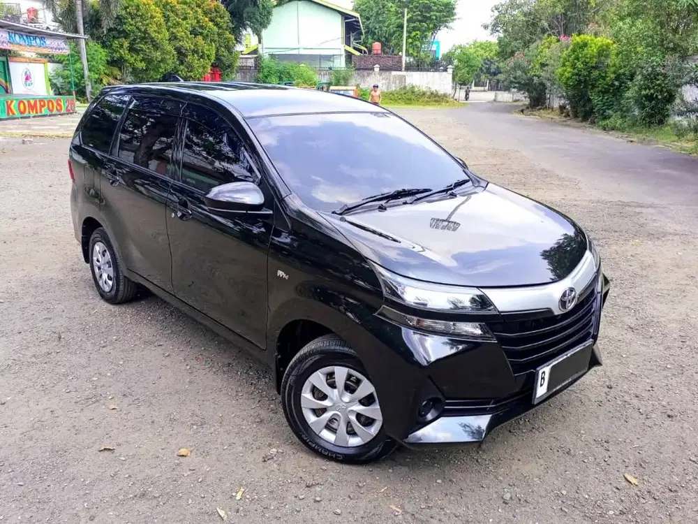 Toyota Grand Avanza 1.3 E MT manual 2021 xenia g 2022 Low KM Full Ori