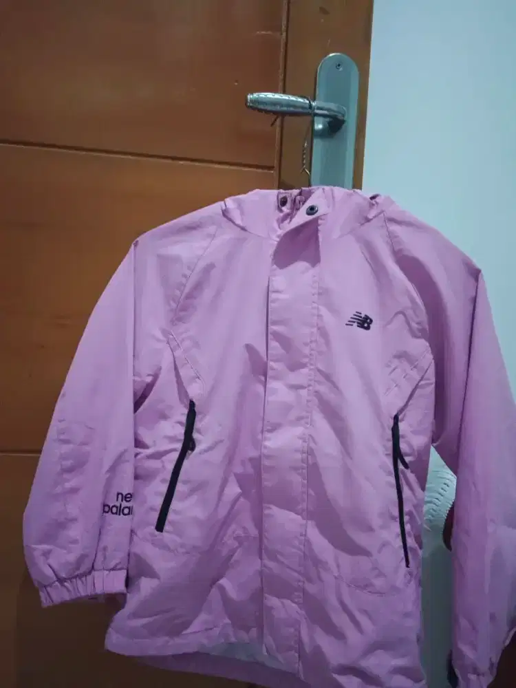 jaket new balance ori