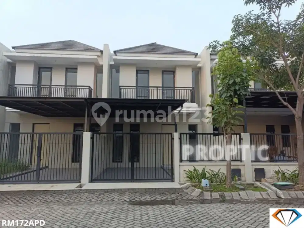 Rumah 2 Lantai Pondok Tjandra Waru Sidoarjo - Rm172apd