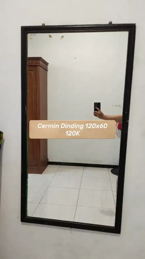 Cermin Dinding Frame Kayu