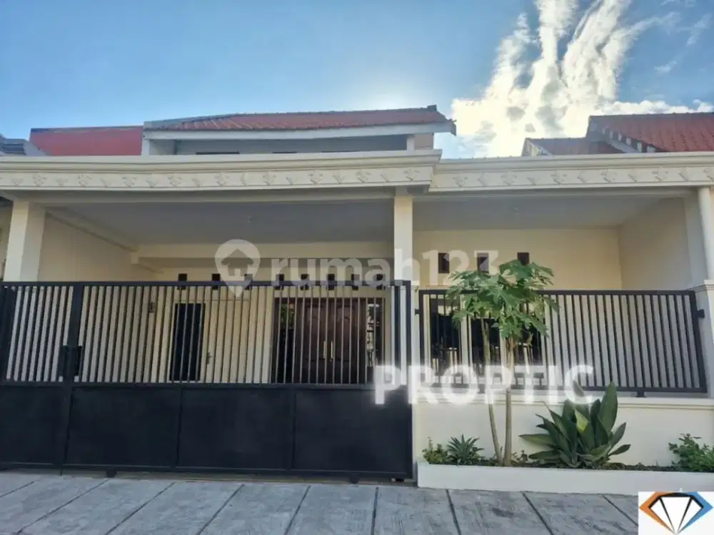 Rumah 2 Lantai Rungkut Surabaya - Rm056apd