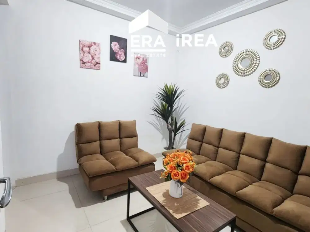 RUMAH TERAWAT DIJUAL DEKAT PAKUWON MALL PUSAT BISNIS SOLO BARU