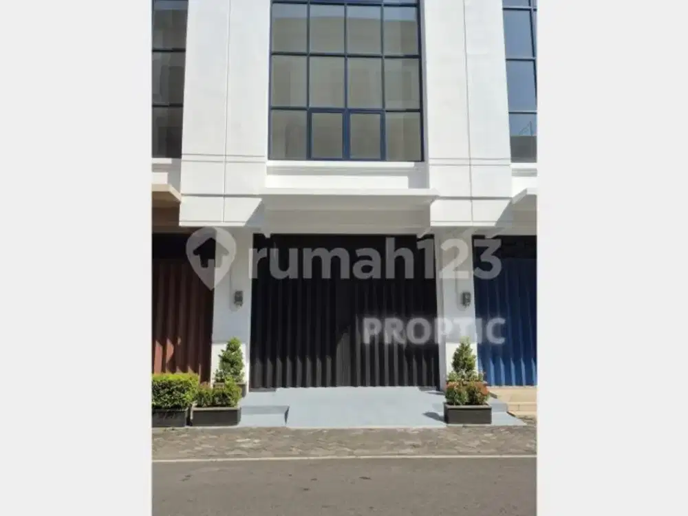 Ruko 3.5 Lantai Raya Kalirungkut Surabaya - Rk045apd