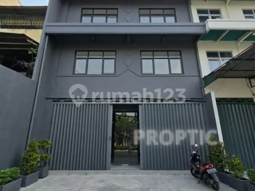 Ruko 3.5 Lantai Raya Pucang Anom Surabaya - Rk055apd