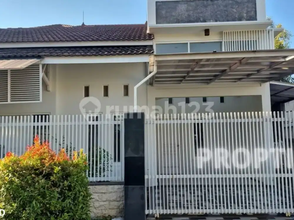 Rumah 1.5 Lantai Wisma Tropodo Waru Sidoarjo - Rm184apd