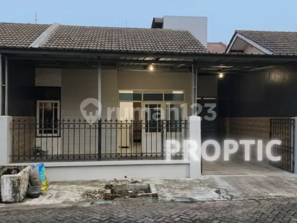 Rumah 1.5 Lantai Rungkut Surabaya - Rm067apd