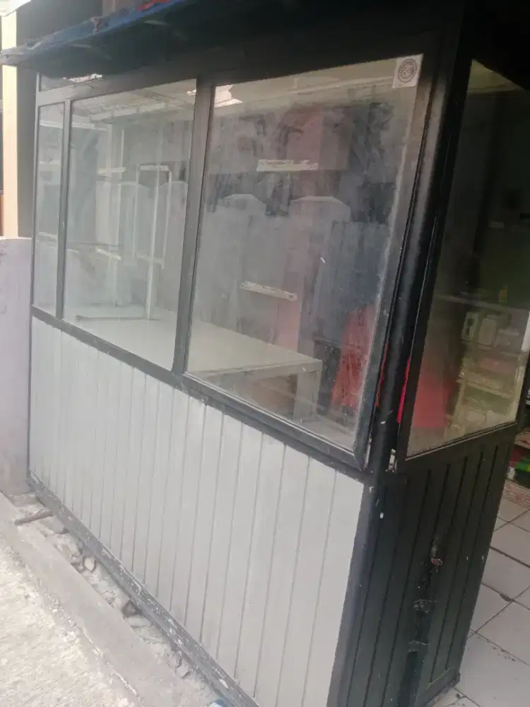 Gerobak Jualan  uk lumayan besar