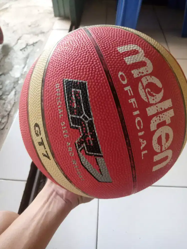 Dijual bola basket