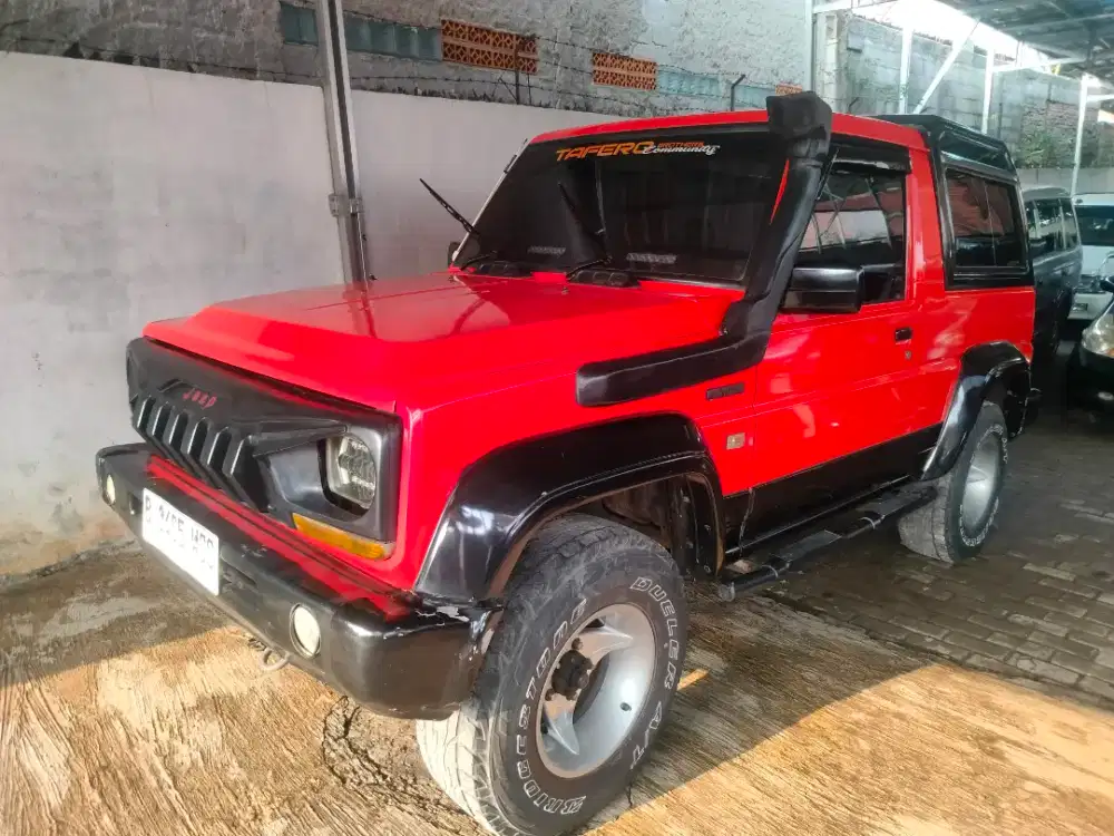Daihatsu Feroza megatop th96