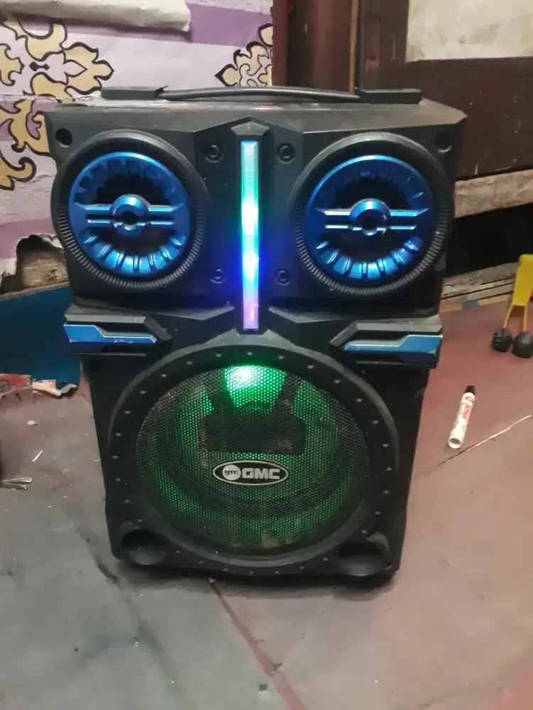 Speaker GMC portable 897Q