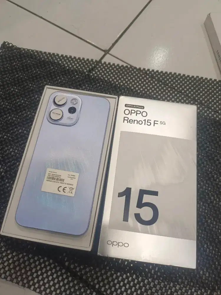 Oppo reno 15F 5G 8/128GB Aurora Blue
Fullset ori
Siap pakai