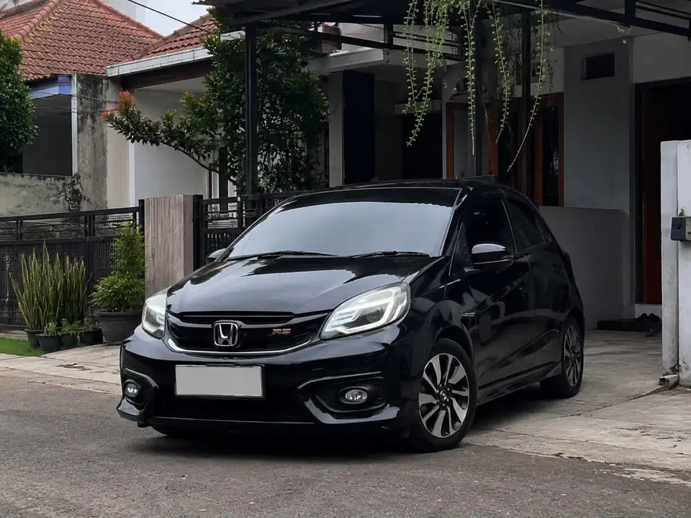 HARGA CASH!! HONDA BRIO RS 1.2 CVT MATIC NIK 2017 HITAM