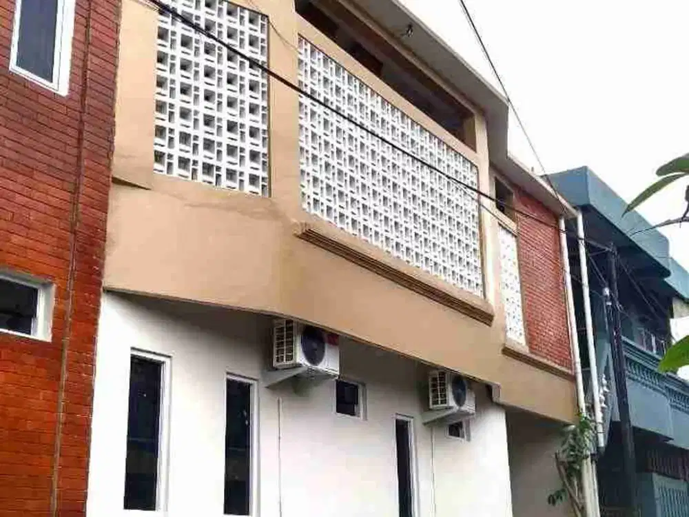 Kost Exclusive Aktif Terawat Dekat UNS