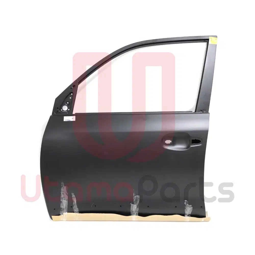 PINTU DEPAN KIRI TOYOTA LAND CRUISER VX200 2015, 6700260,670