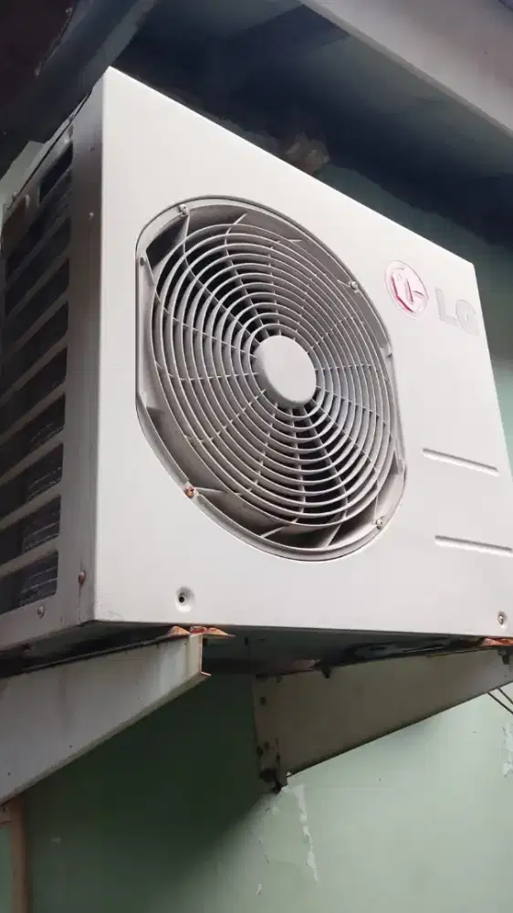 Dijual AC Bekas