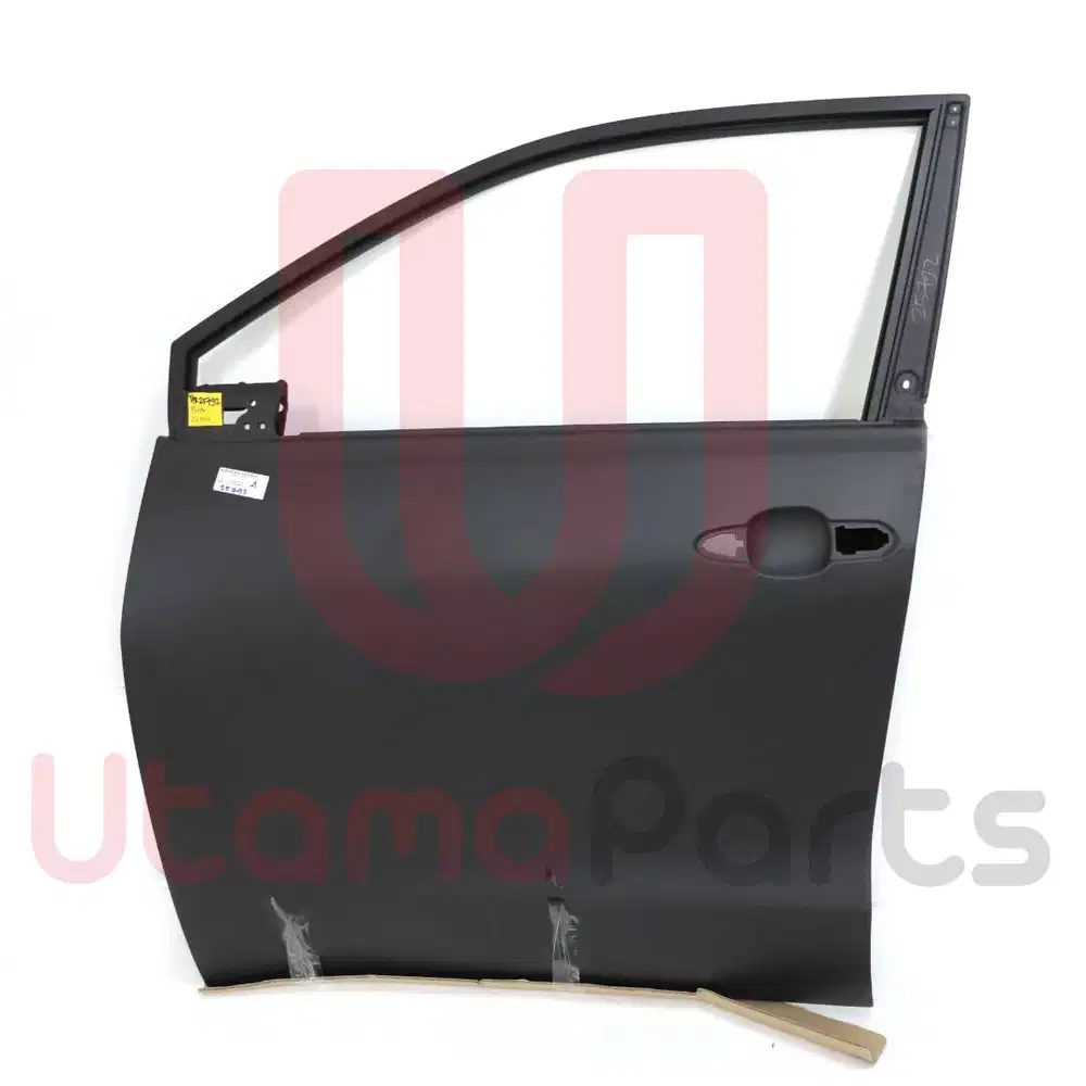 PINTU DEPAN KIRI TOYOTA INNOVA ZENIX 2024, 67002VT010