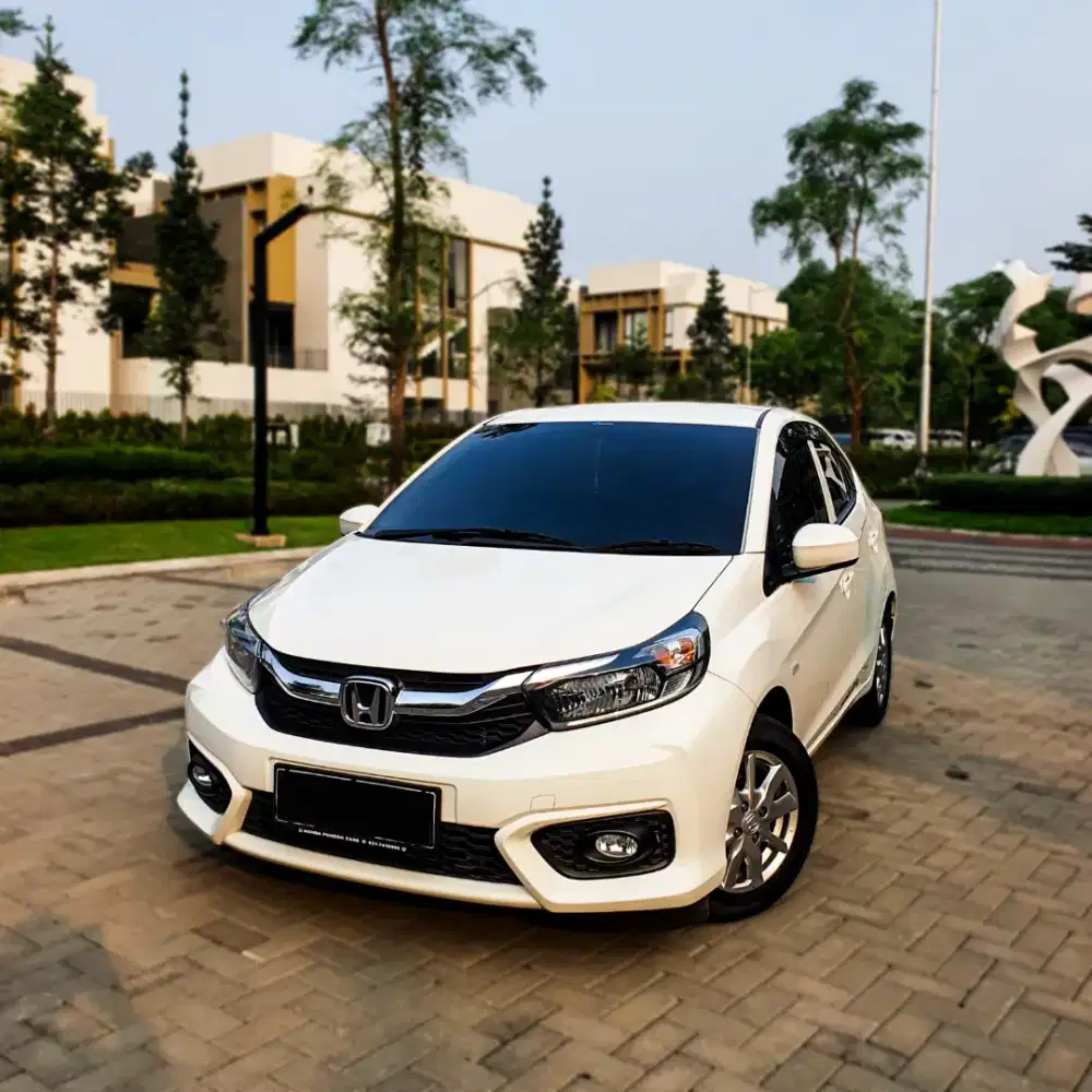 HONDA BRIO E SATYA 2022 – KM RENDAH, SIAP PAKAI!
