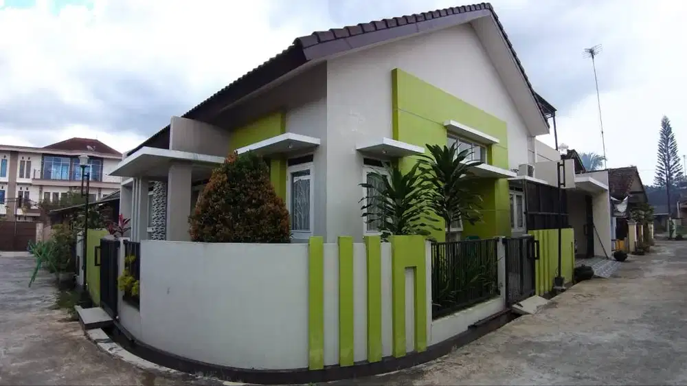 Jual rumah 2 lantai minimalis murah Magelang