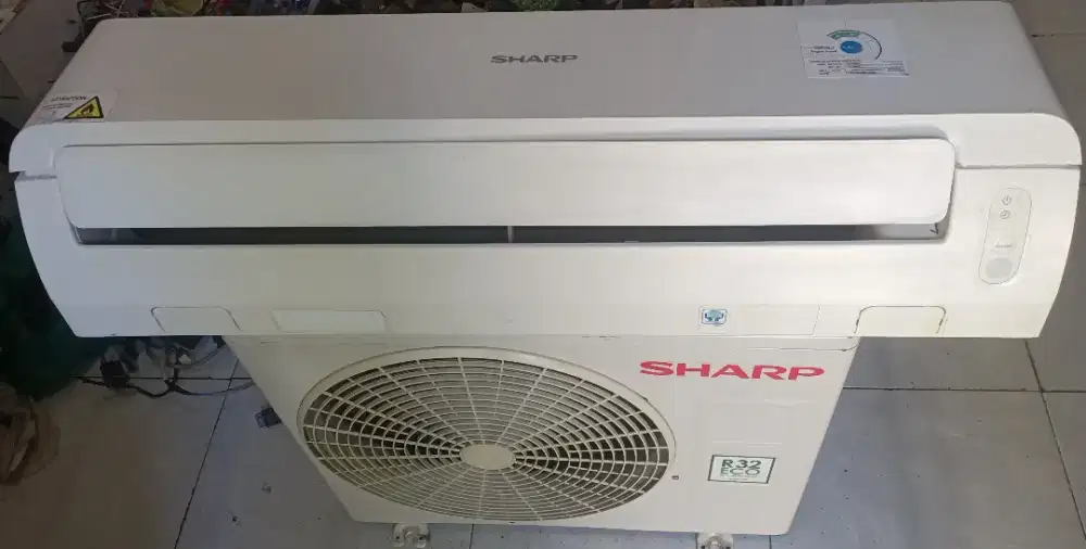 Jual ac 1/2sharpR 32 lowt 360 watt kondisi 95% ori semua