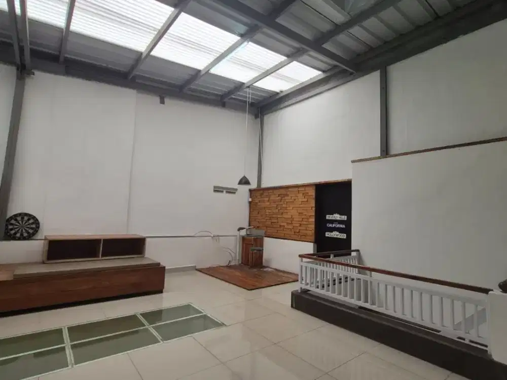 Sewa tempat usaha sayap riau bandung